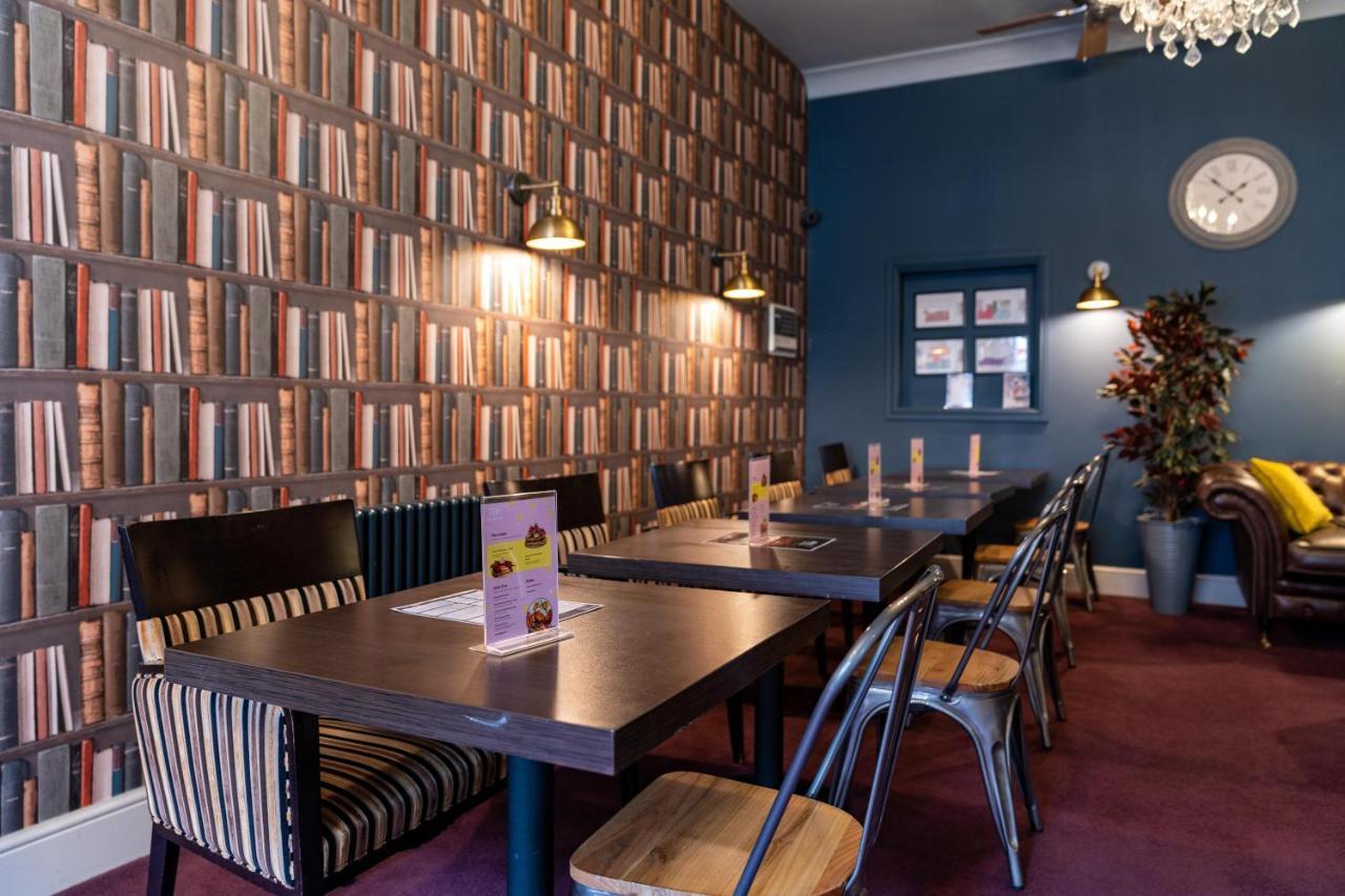 The Royal Hotel Crewe, A Brilliant Collection, Powered By Oyo Buitenkant foto