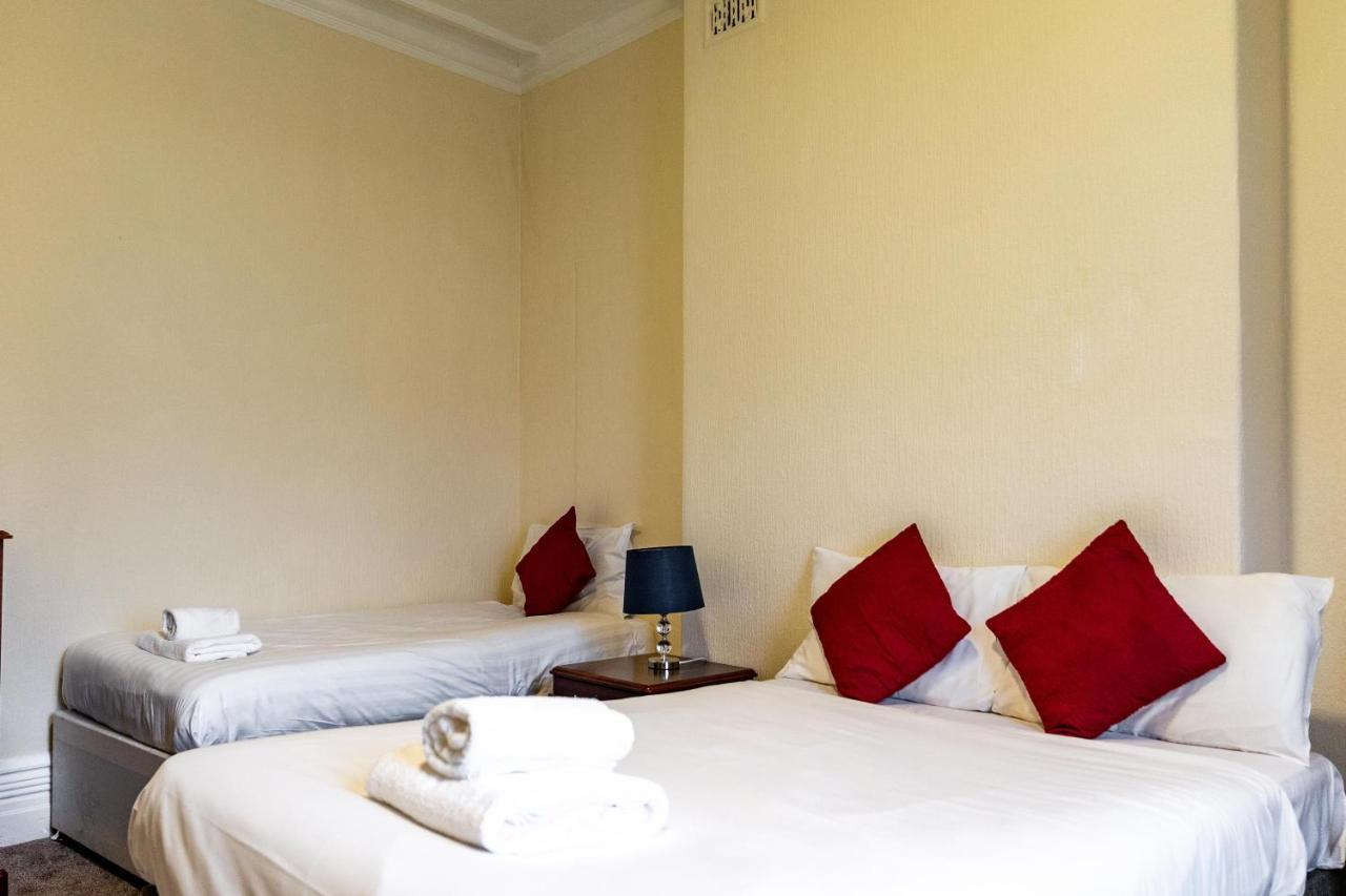 The Royal Hotel Crewe, A Brilliant Collection, Powered By Oyo Buitenkant foto