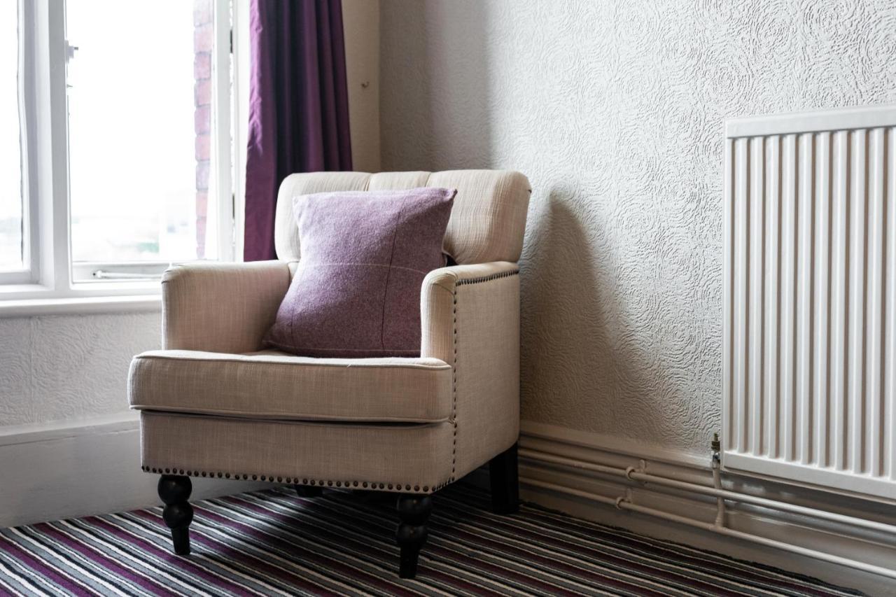 The Royal Hotel Crewe, A Brilliant Collection, Powered By Oyo Buitenkant foto